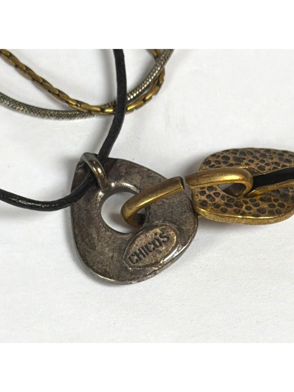 VTG Chicos Brutalist Metal Adjustable 3 Cord Necklace Gold Silver Boho Pendant - Picture 5 of 13
